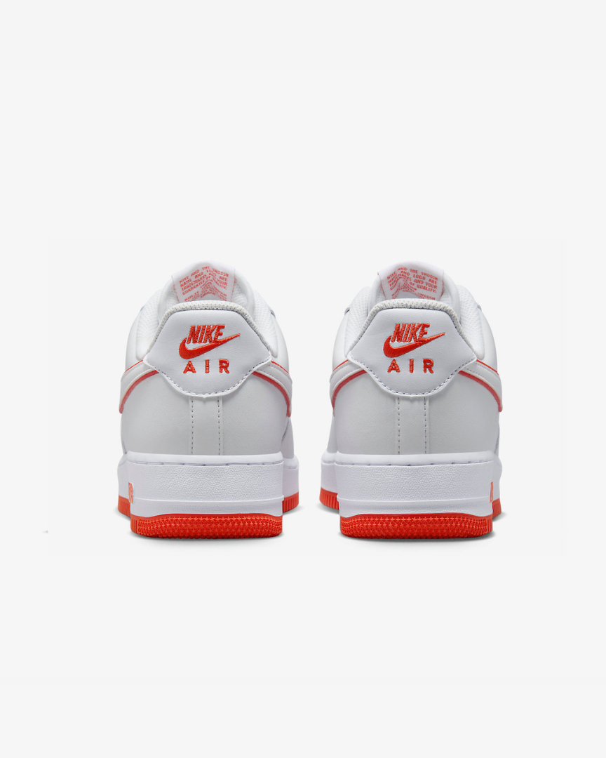 Tenis Nike Air Force 1 Low '07 White Picante Red