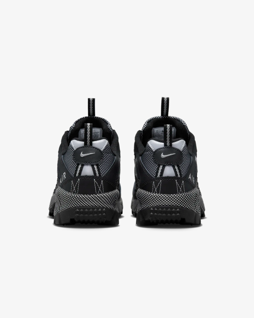 Tenis Nike Air Humara QS Black Metallic