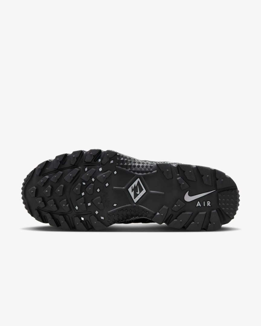 Tenis Nike Air Humara QS Black Metallic