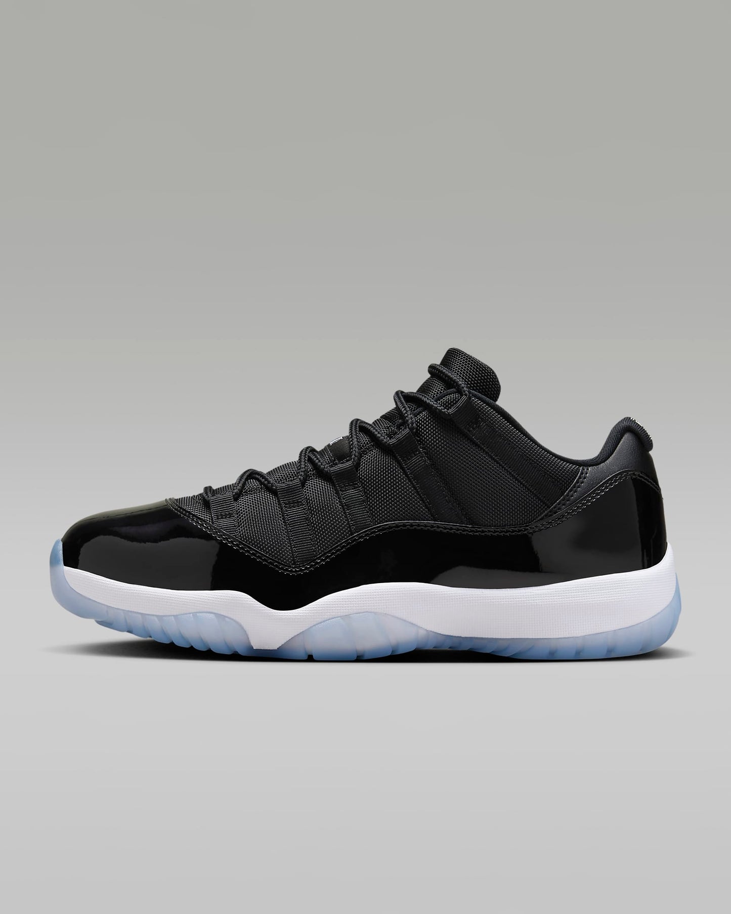 Tenis Nike Air Jordan 11 Retro Low "Black/Varsity Royal"