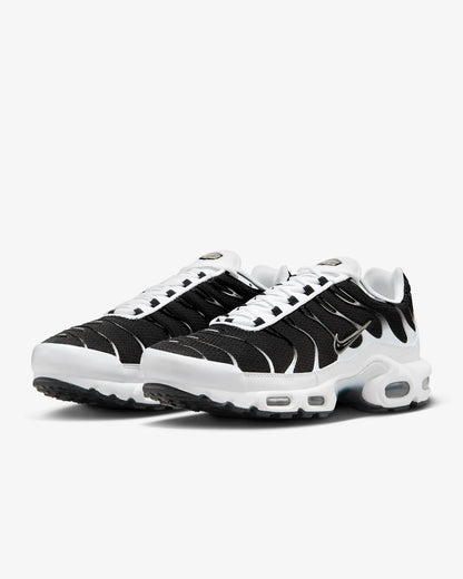 Tenis Nike Air Max Plus Black White